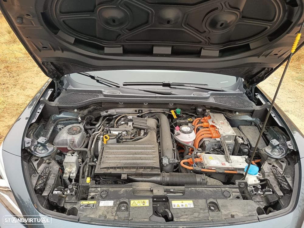 Cupra Formentor 1.4 e-Hybrid Sport DSG - 17