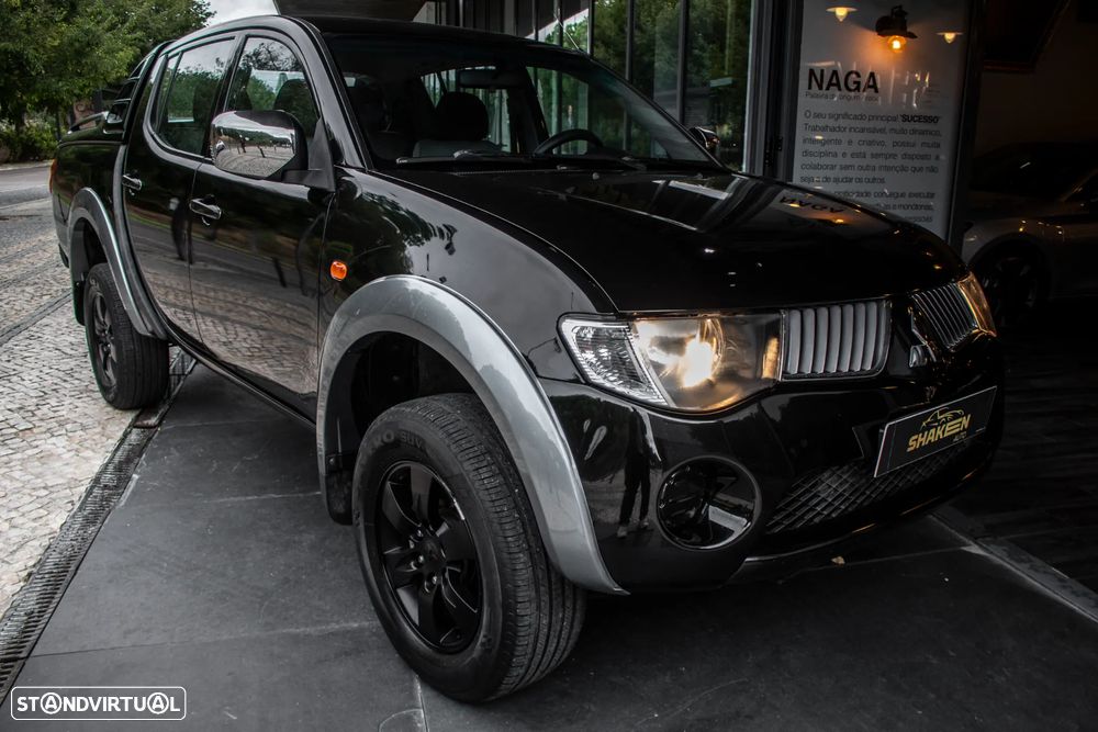 Mitsubishi L200 2.5 DI-D CD Intense 4WD - 12