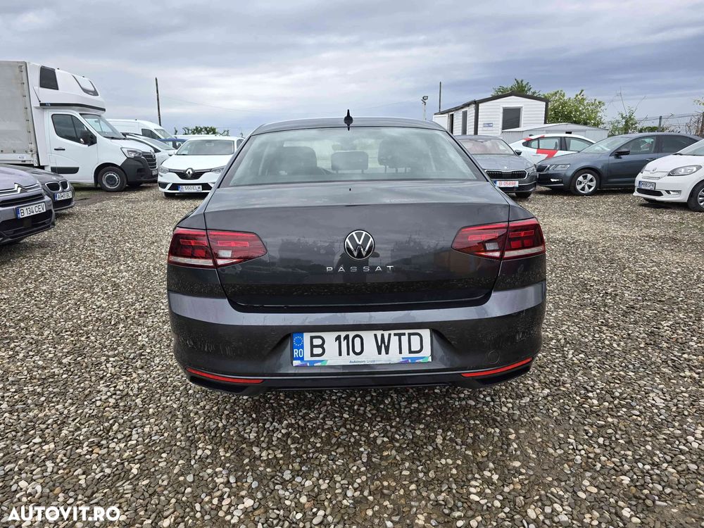 Volkswagen Passat - 5