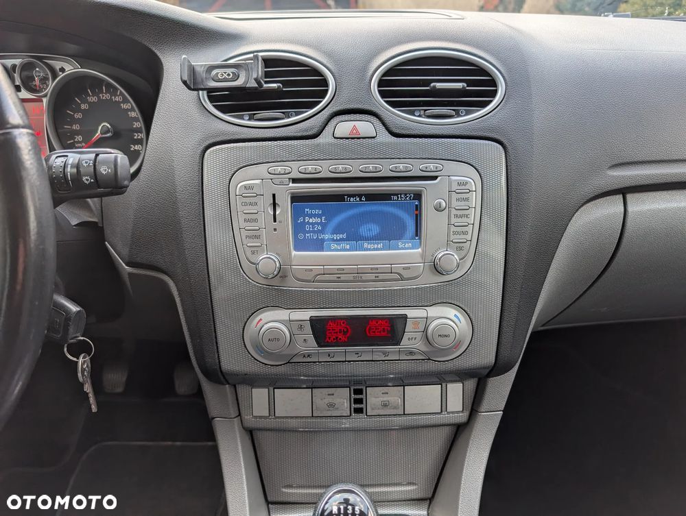 Ford Focus 2.0 TDCi Titanium - 16