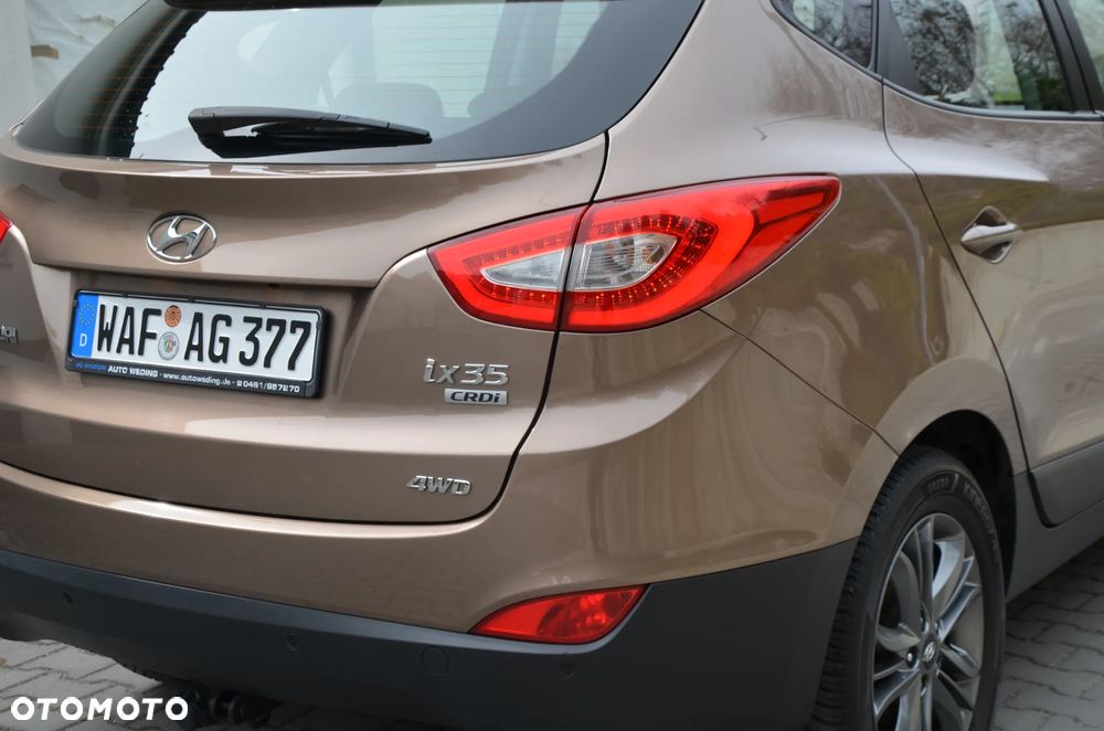 Hyundai ix35 2.0 CRDi 4WD Automatik Fifa World Cup Gold Edition - 31