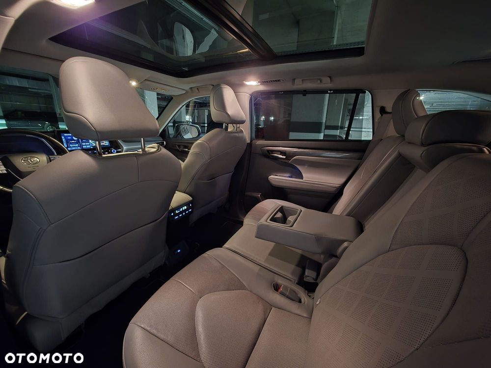 Toyota Highlander 2.5 Hybrid Executive - 3