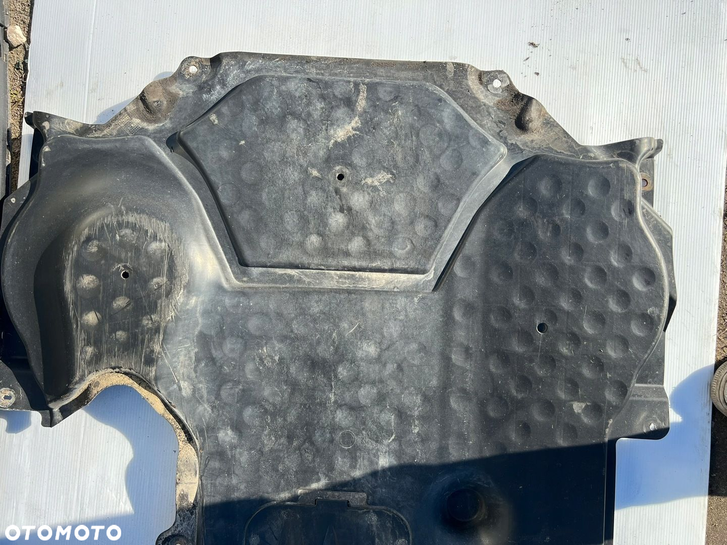 OSŁONA POD SILNIK PŁYTA MERCEDES CLS W218 ORYGINAŁ A2125240525 - 3