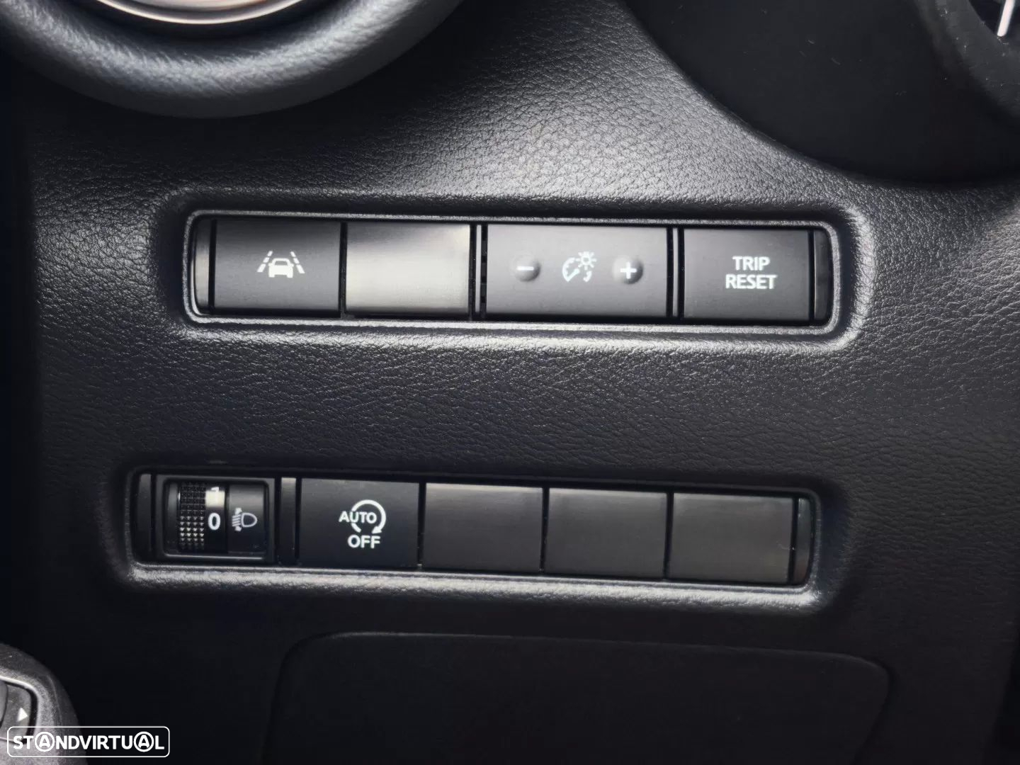 Nissan Juke 1.0 DIG-T Acenta DCT - 15