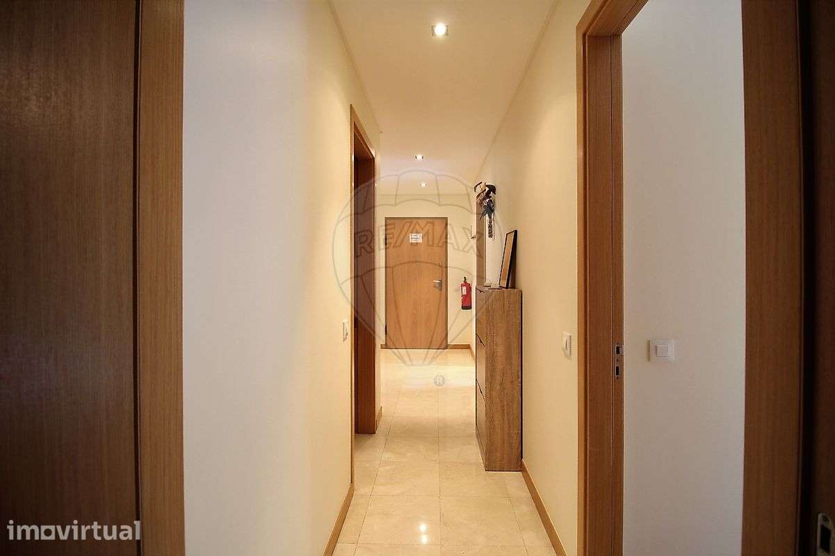 Apartamento T2 para arrendamento - Grande imagem: 2/21