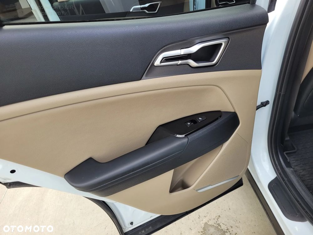 Kia Sportage 1.6 T-GDI HEV Business Line 4WD - 21