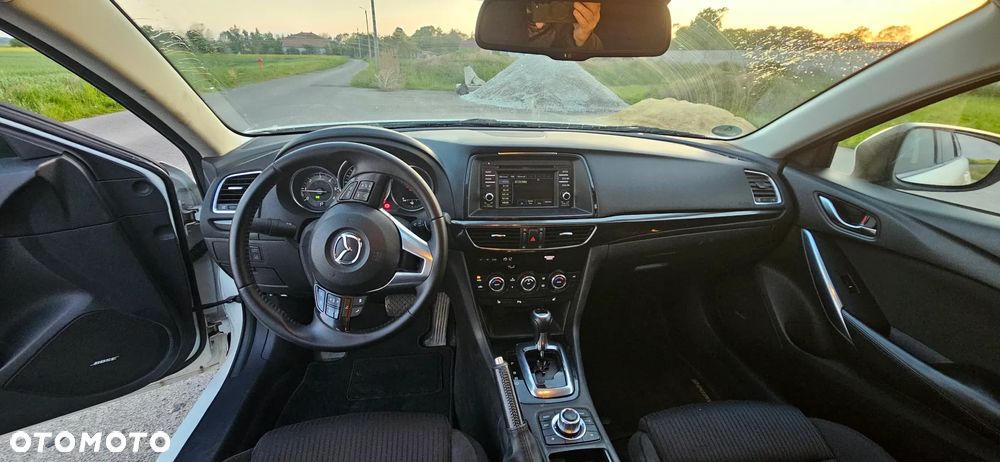 Mazda 6 - 12