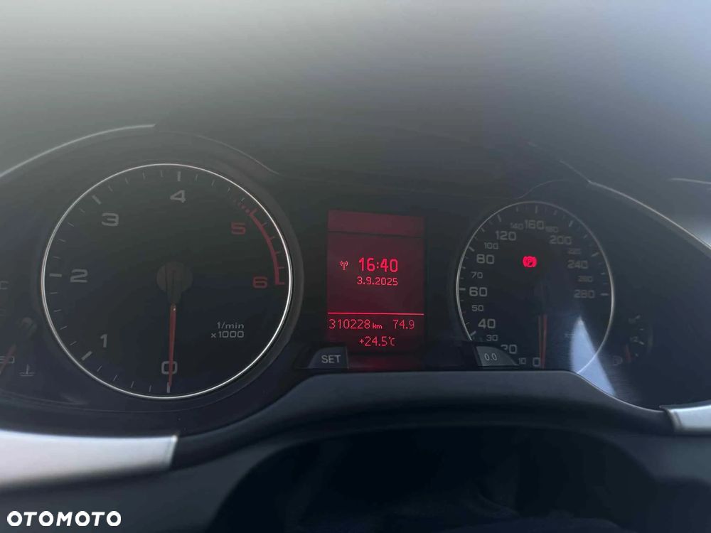 Audi A4 Avant 2.0 TDI - 22
