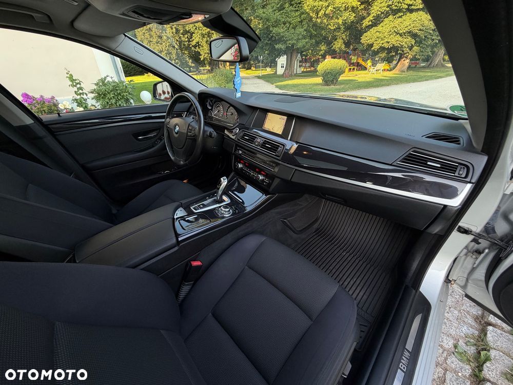 BMW Seria 5 - 13