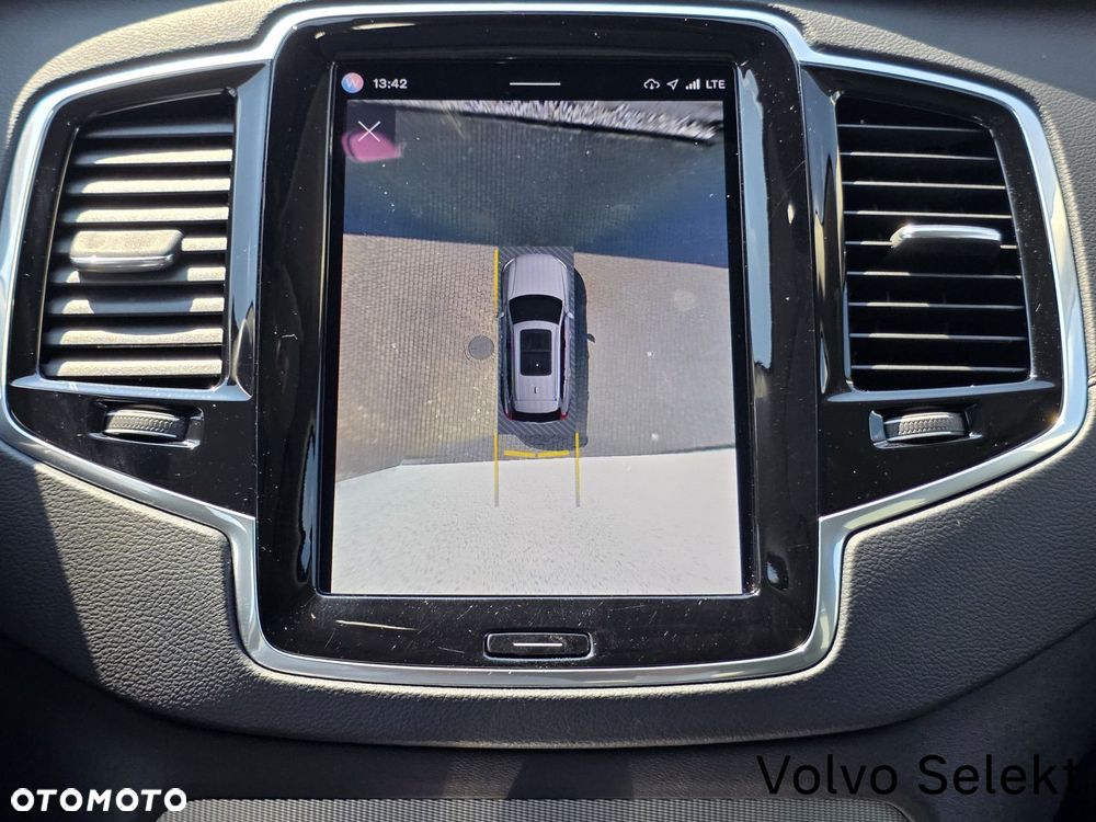 Volvo XC 90 - 40