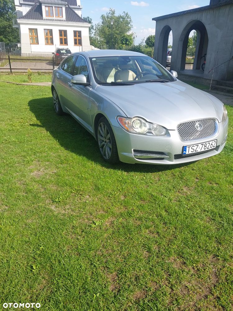 Jaguar XF 2.7 V6 D Luxury - 5