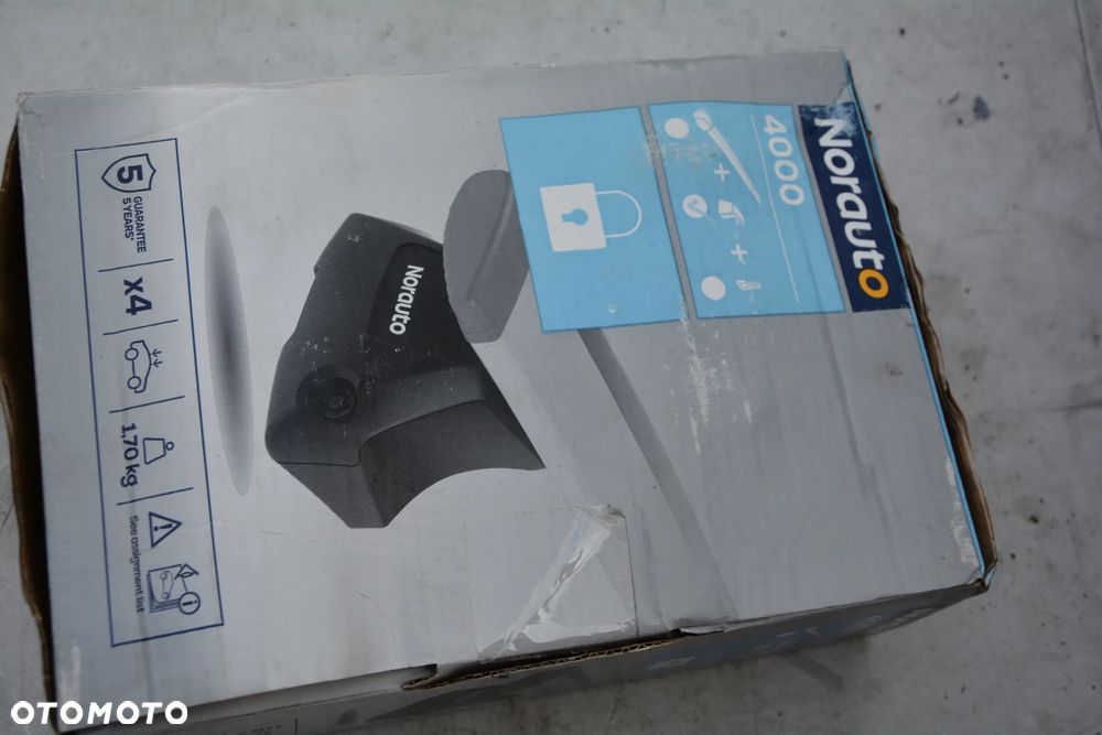 Toyota Avensis kombi 2009-   Bagażnik dachowy oryginał Norauto Alu klucz - 3