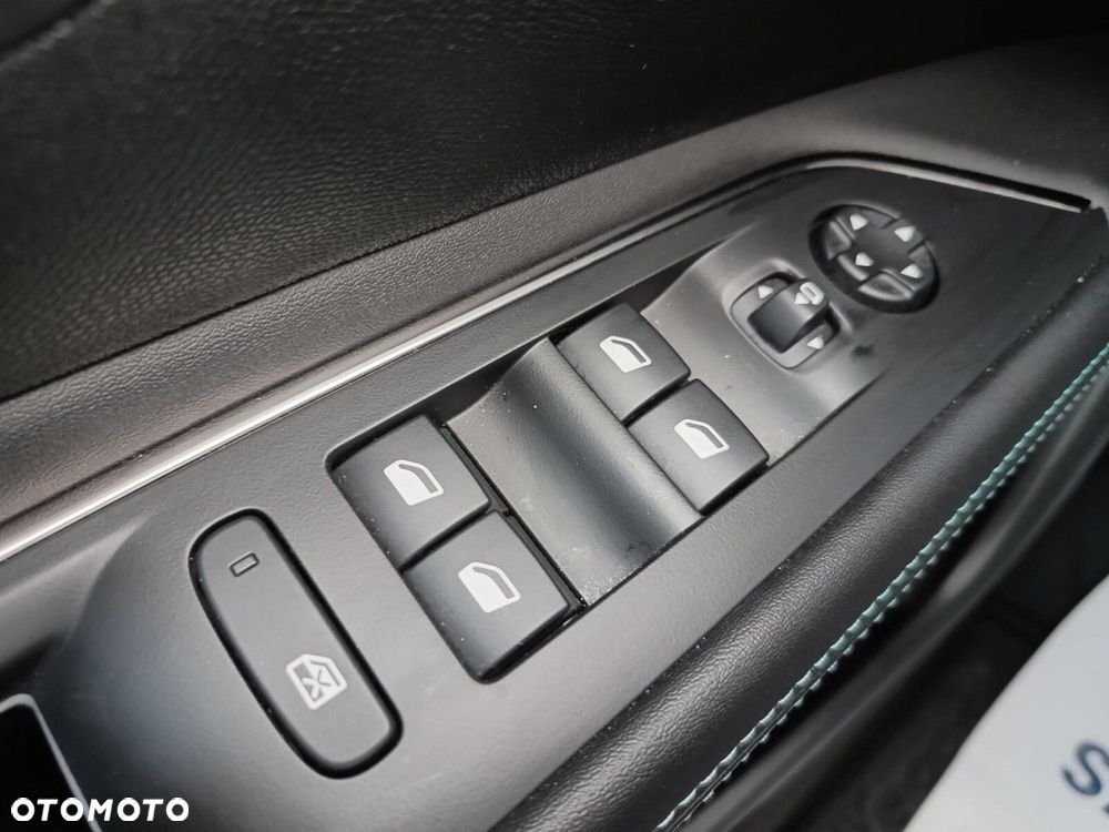 Peugeot 3008 1.5 BlueHDi Allure S&S EAT8 - 25