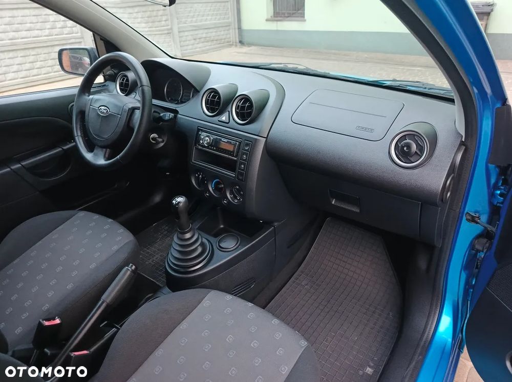 Ford Fiesta 1.4 Blues - 11