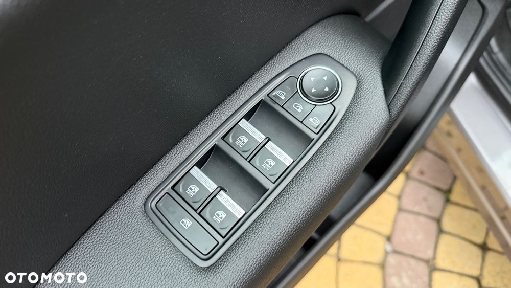 Renault Captur 1.6 E-TECH Plug-In Intens - 29