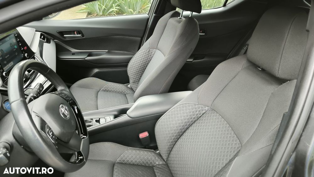 Toyota C-HR Business-Edition - 8
