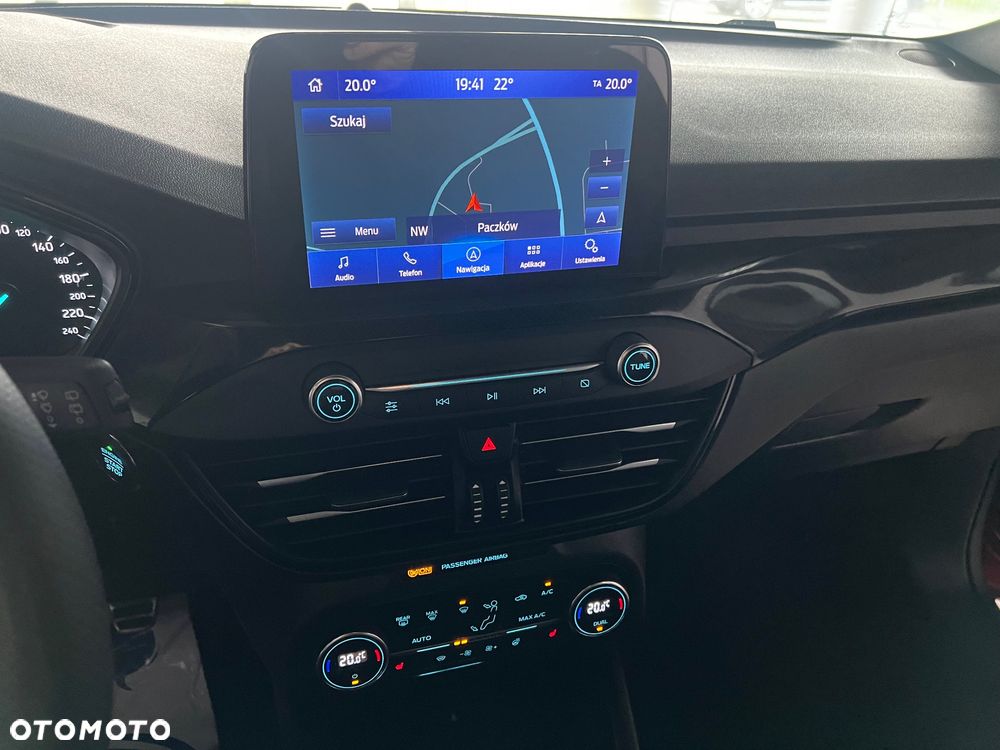 Ford Focus 1.0 EcoBoost ST-Line - 14
