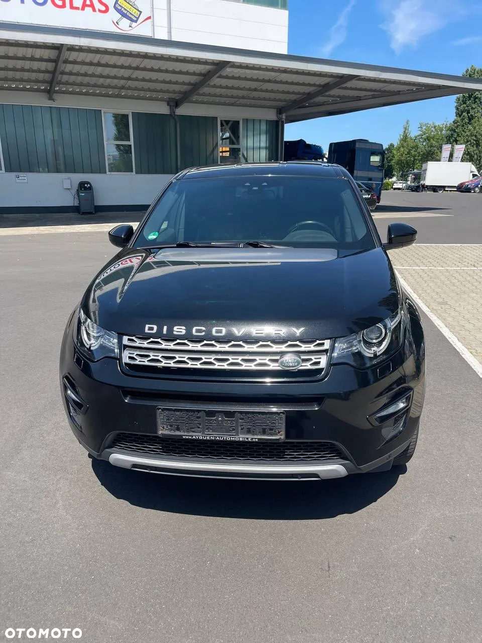 Land Rover Discovery Sport 2.0 TD4 HSE - 3