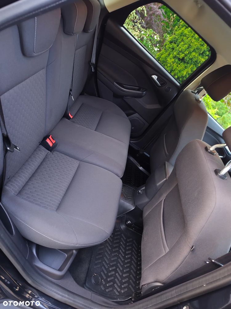 Ford Focus - 23