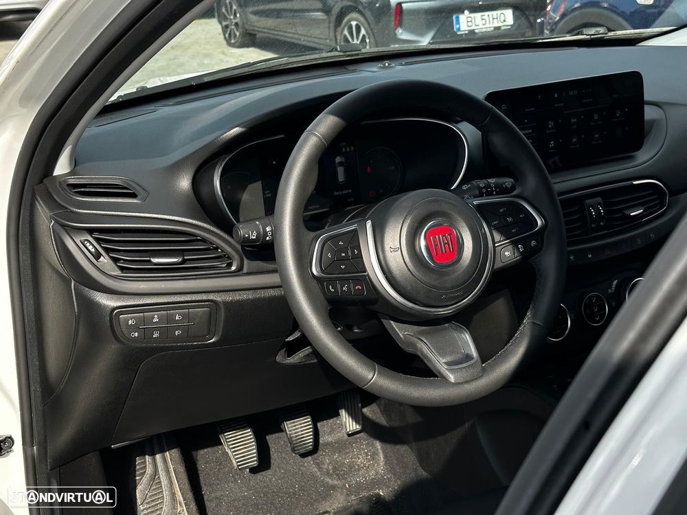 Fiat Tipo Station Wagon Cross 1.0 GSE T3 Cross - 9