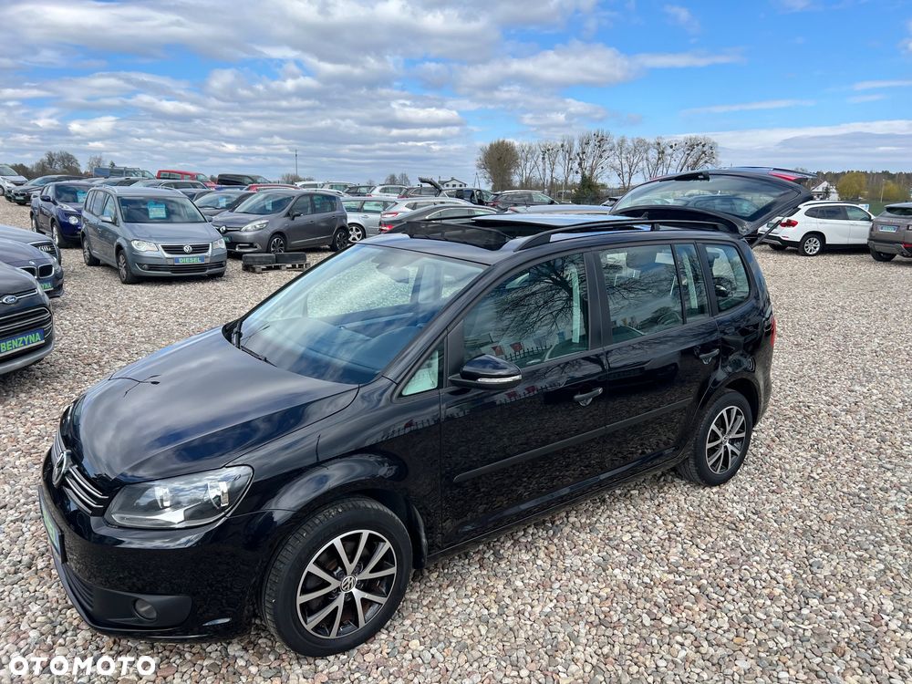 Volkswagen Touran 1.6 TDI DPF BlueMot Comfortline - 4