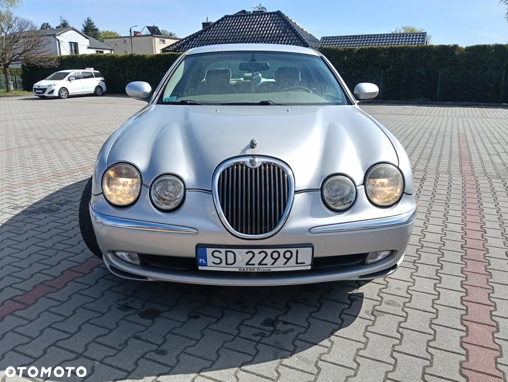 Jaguar S-Type - 10