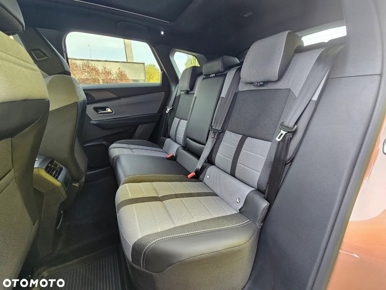 Opel Grandland 1.2 T mHEV GS S&S eDTC6 - 11