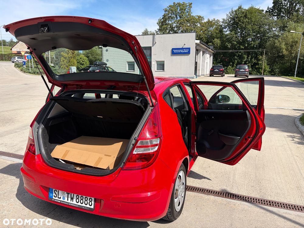 Hyundai i30 i30cw 1.4 blue Comfort - 10