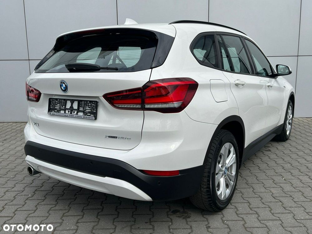 BMW X1 xDrive25e Advantage - 8