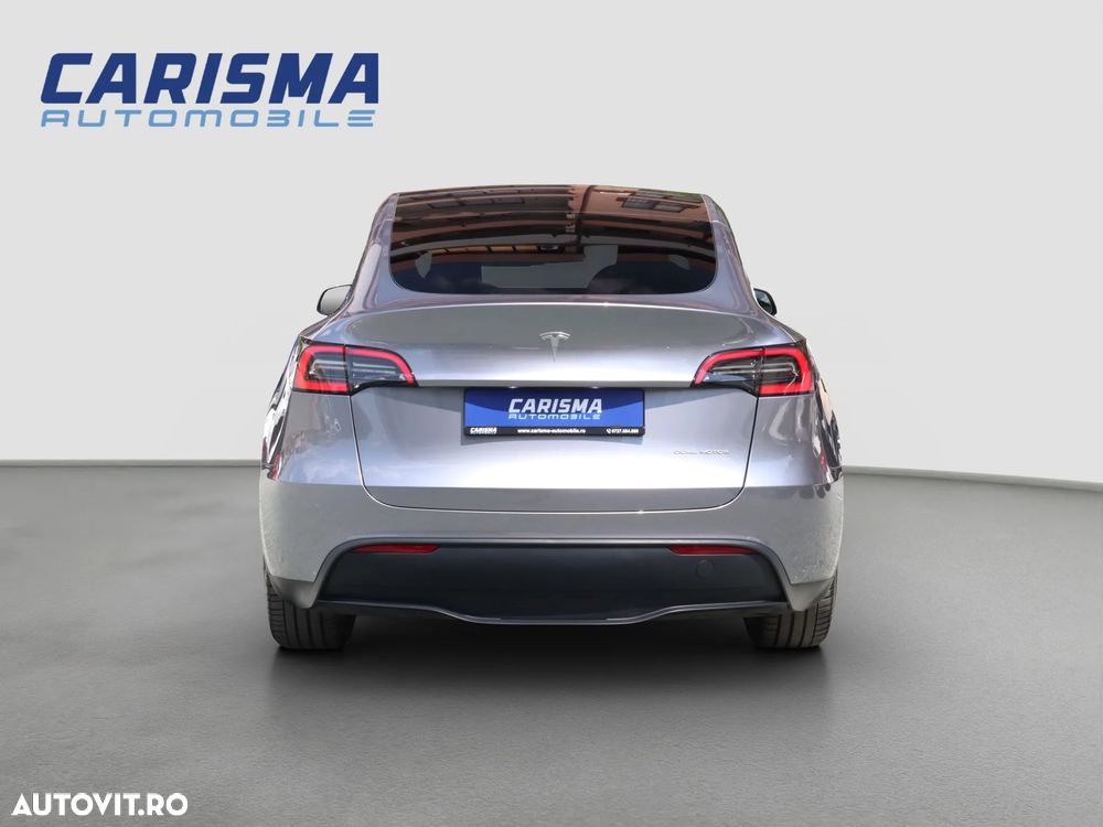 Tesla Model Y Long Range Dual Motor AWD - 5