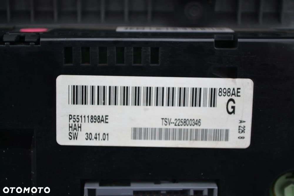 DODGE JOURNEY PANEL STEROWANIA KLIMATYZACJI RAMKA ŚRODKOWA KRATKI NAWIEWU PRZEŁĄCZNIKI 55111898AE 04602562AG - 4