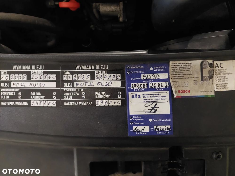 Volkswagen Sharan - 11