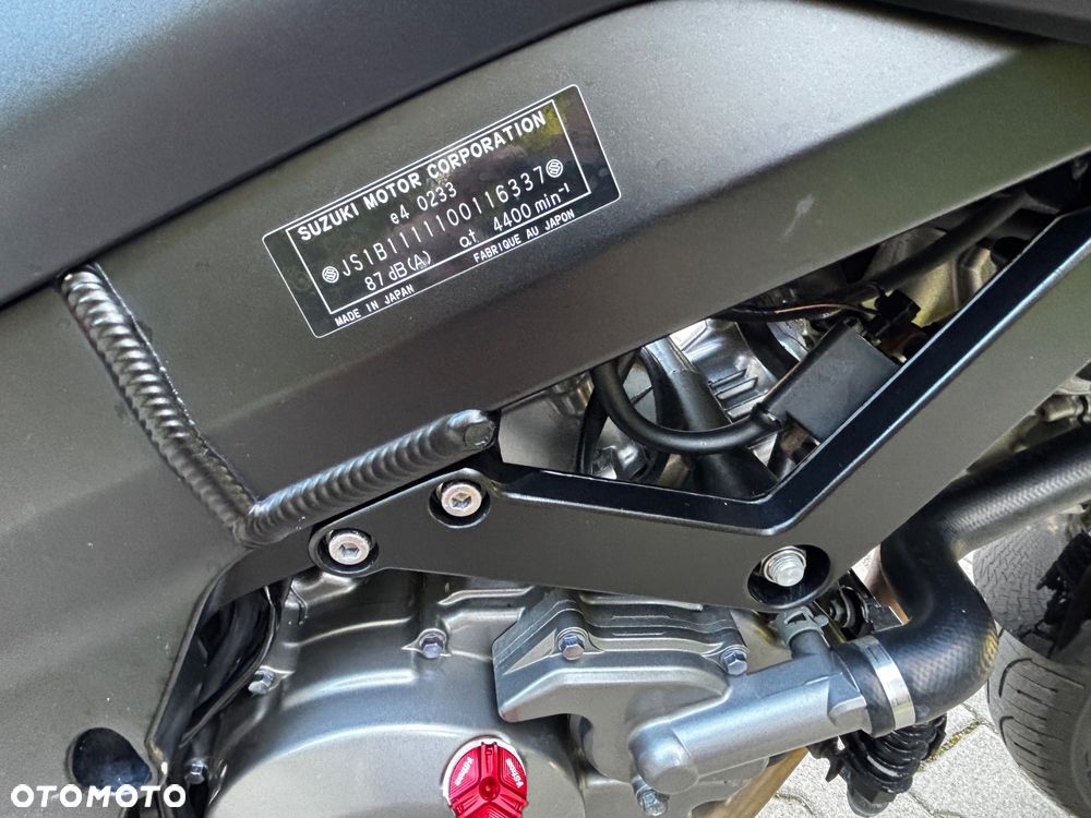 Suzuki V-STROM - 13