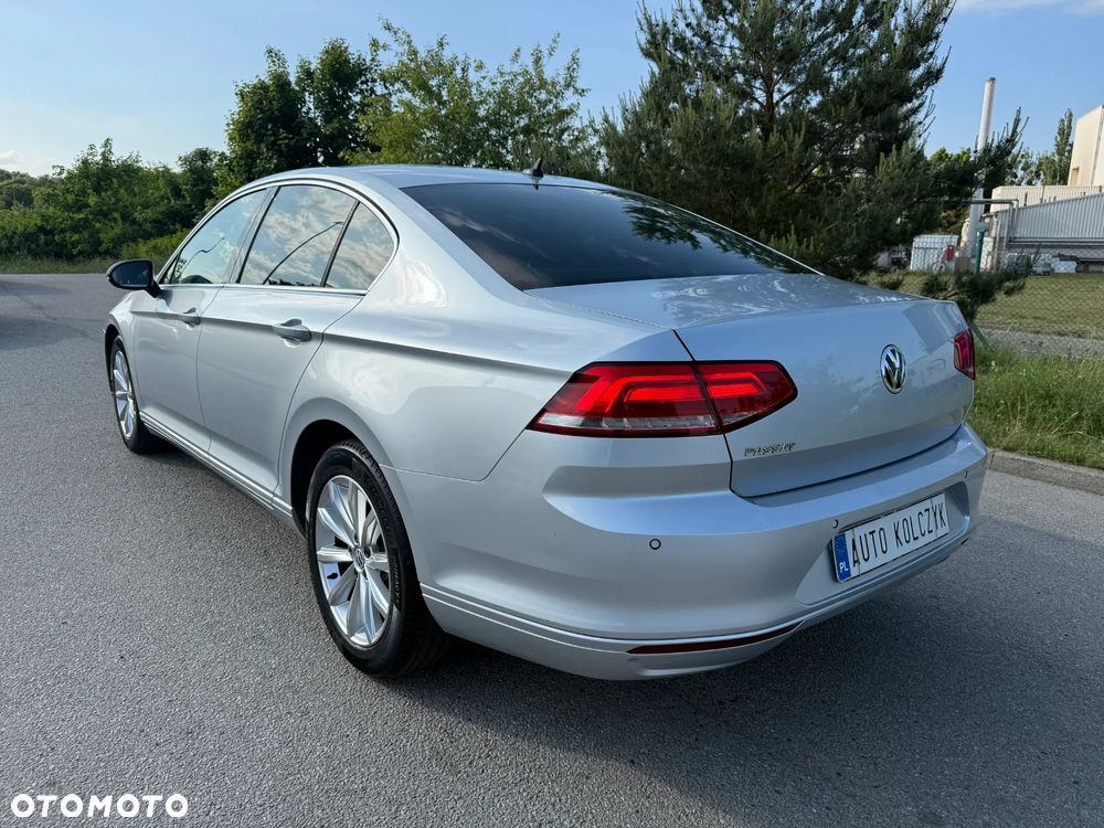 Volkswagen Passat - 3
