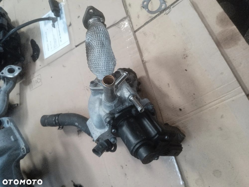 EGR 4.2TDI 057131224B - 1