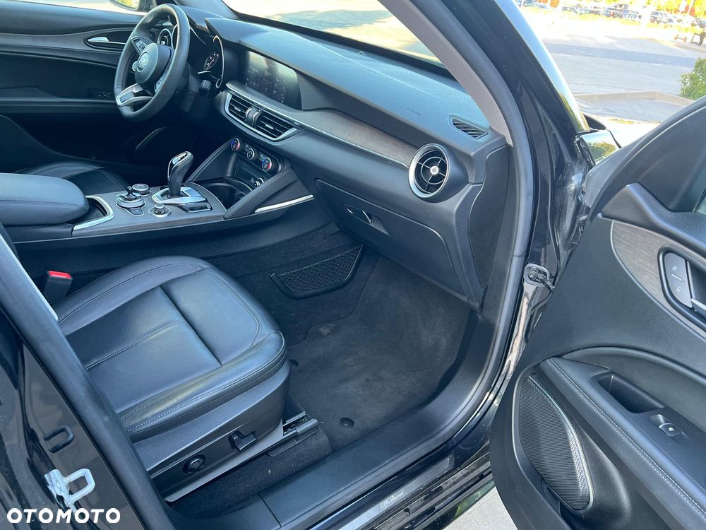 Alfa Romeo Stelvio 2.0 Turbo Veloce Q4 - 21