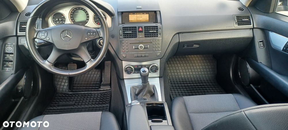 Mercedes-Benz Klasa C 180 Kompressor - 12