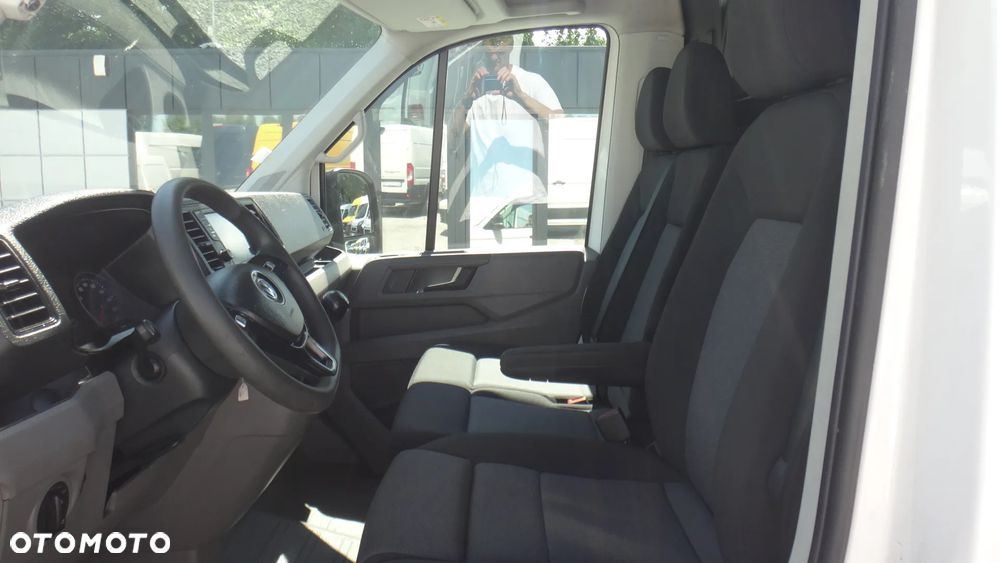 Volkswagen Crafter - 11