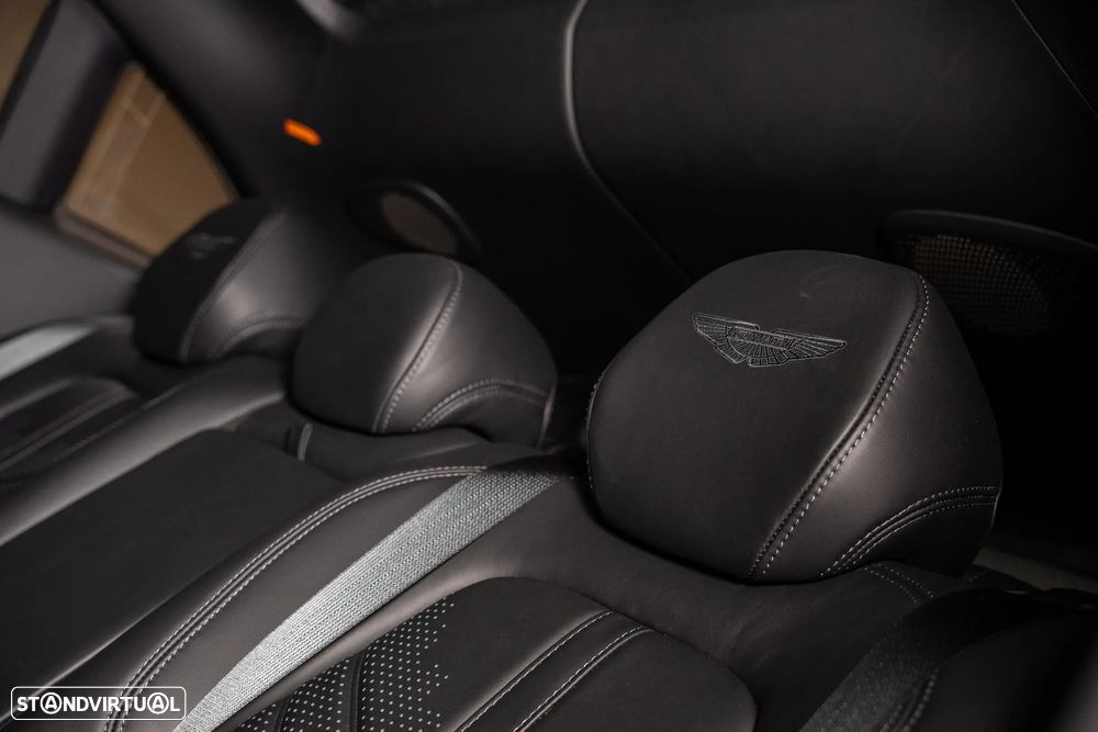 Aston Martin DBX 707 - 27