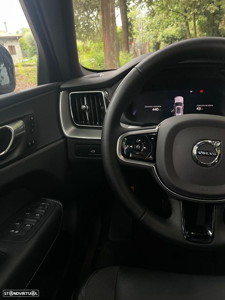 Volvo XC 60 2.0 T6 PHEV Black Edition AWD - 25