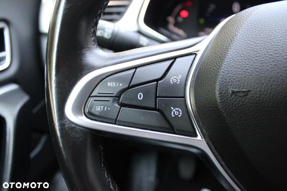 Renault Captur - 16