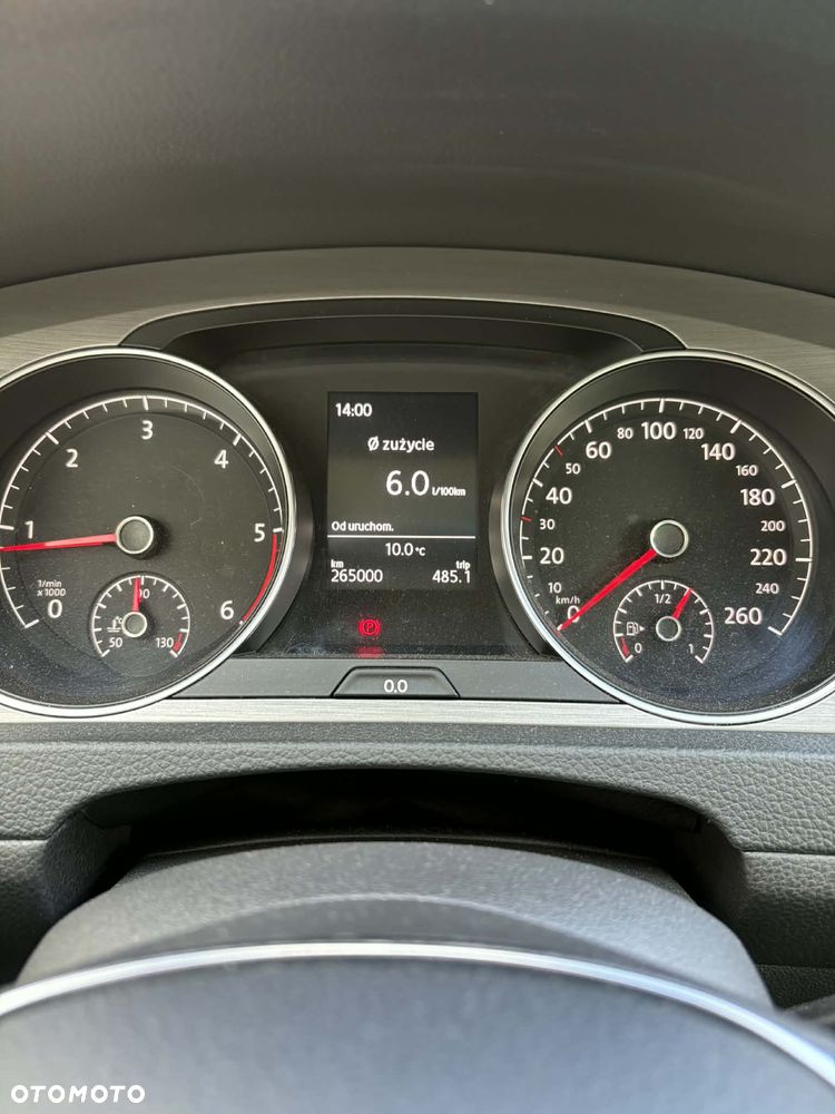 Volkswagen Golf 1.6 TDI DPF BlueMotion Technology Comfortline - 25