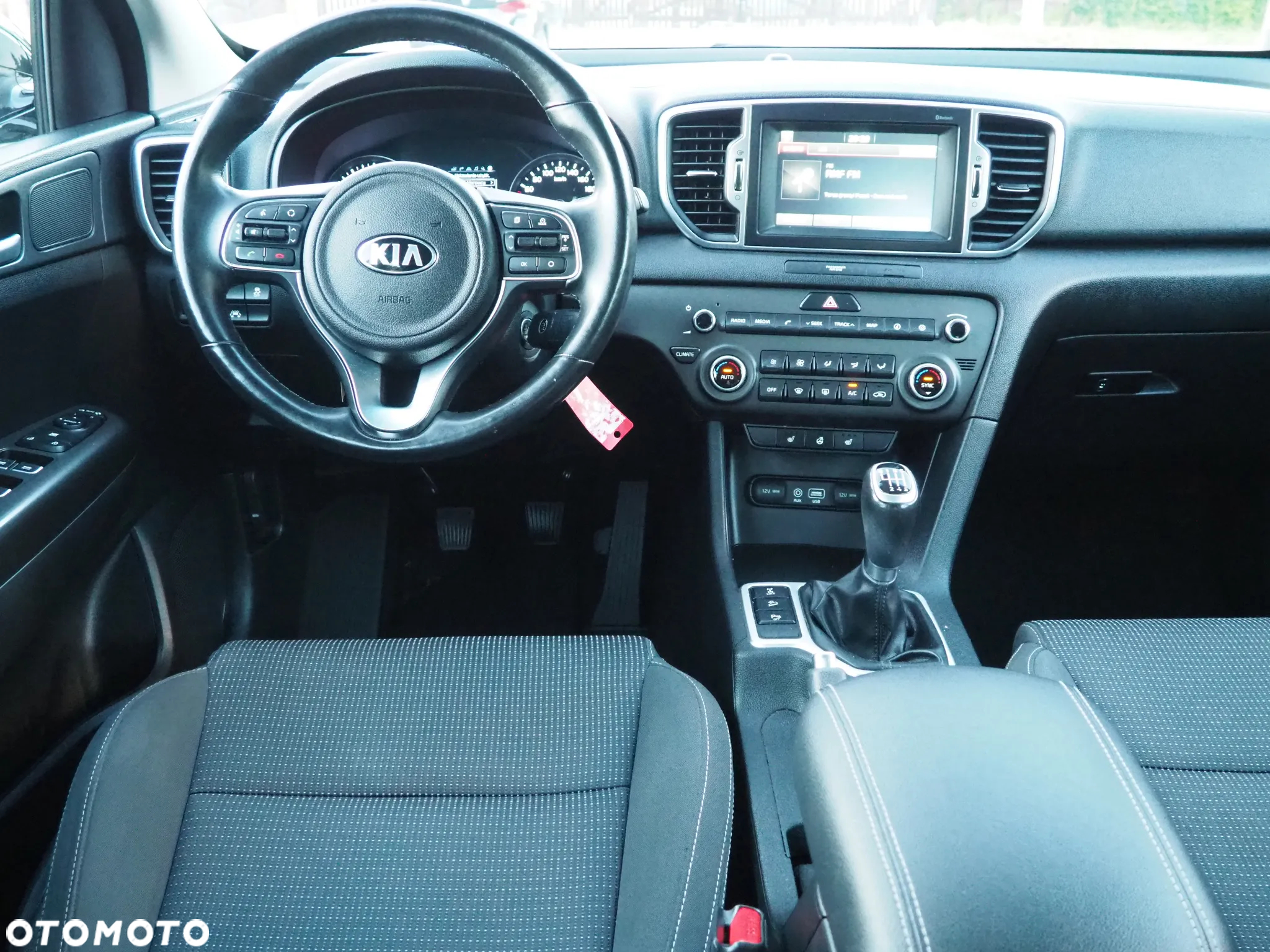 Kia Sportage 1.6 T-GDI Business Line 4WD - 31