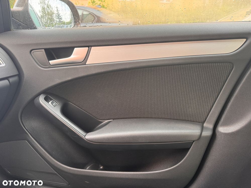 Audi A4 Avant 2.0 TDI Multitronic - 11