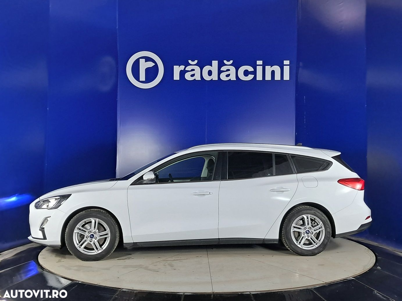 Ford Focus - 12