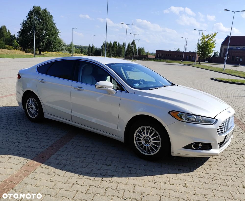 Ford Fusion 2.0 EcoBoost Titanium - 2