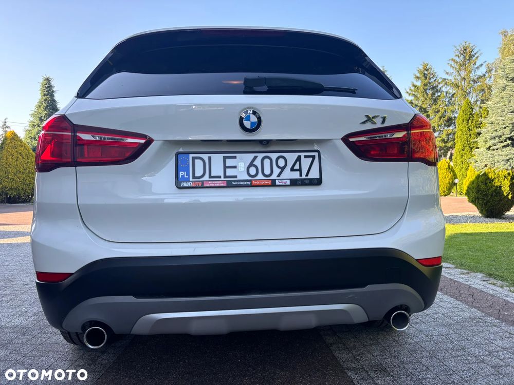 BMW X1 xDrive25i Advantage sport - 13