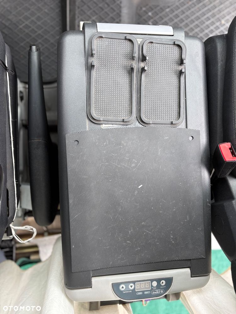 Mercedes-Benz Sprinter 319 cdi - 9
