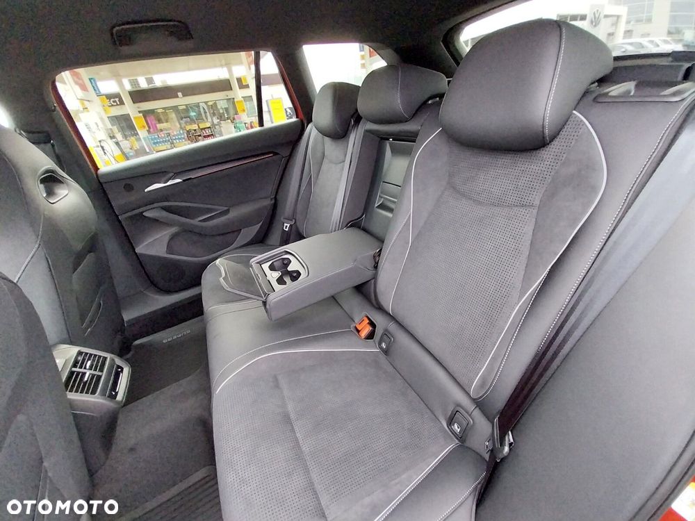 Skoda Superb 1.5 TSI Plug-in Hybrid Sportline DSG - 9