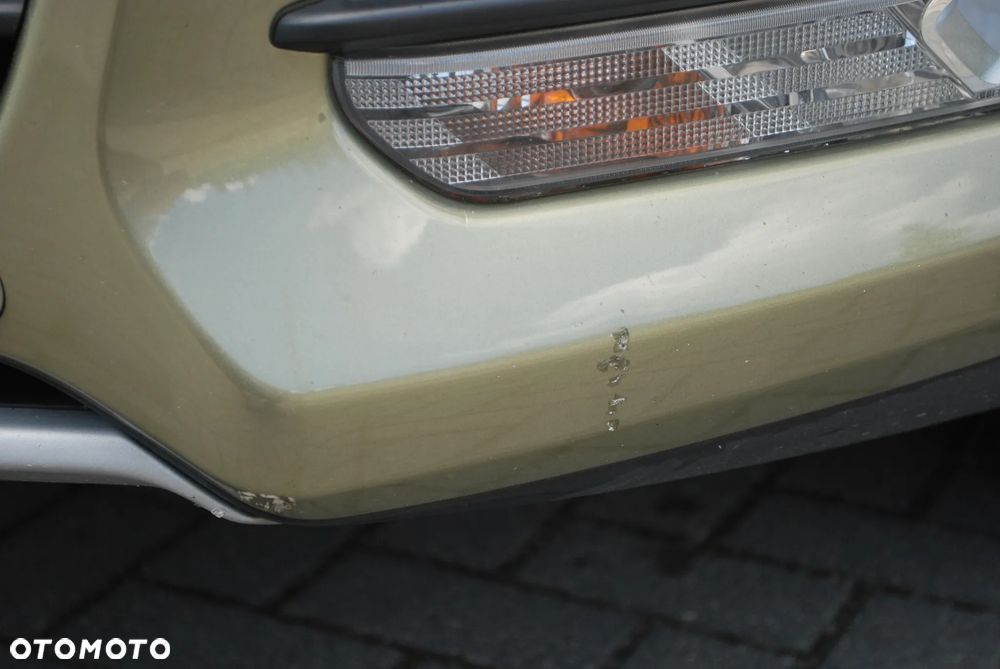 Ford Kuga 2.0 TDCi 2x4 Titanium - 13